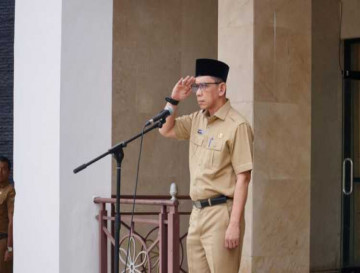 Pembina Apel Gabungan, Pj. Sekda Kampar Kembali Tekankan Kedisiplinan