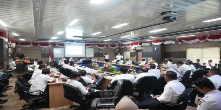 Jelang Akhir Tahun, Pj Bupati Kampar Hambali Pimpin Langsung Rapat Realiasi Fisik dan Keuangan