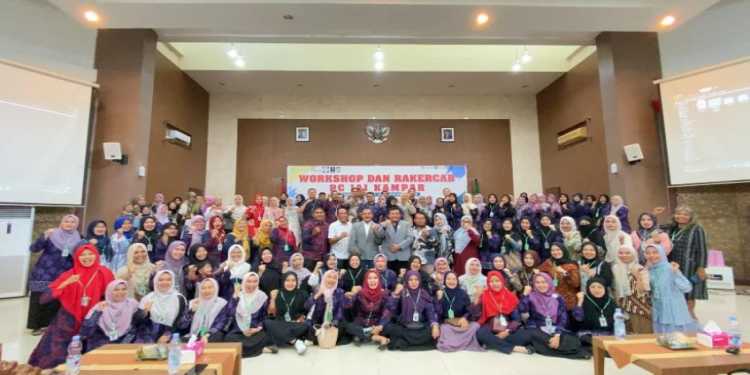Workshop Dan Rakercab PC IAI Kampar, Dorong Apotek Legal, Apoteker Profesional Dan Bertanggung Jawab