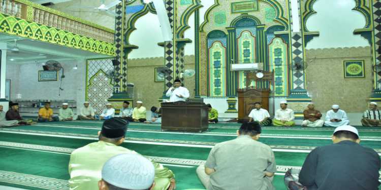 Mewakili Bupati Kampar, Plt. Kadis Kominfo Zulfikar Hadiri Tabligh Akbar serta Membuka