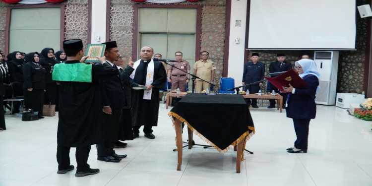 Wakil Bupati Kampar Lantik 205 Kepala Sekolah TK, SD, SMP Dan 6 Pejabat Fungsional