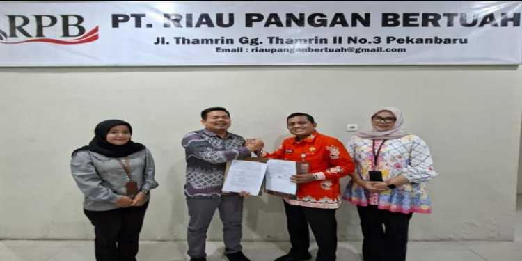 Perkuat Ketahanan Pangan, Pemkab Kampar Lakukan Penentangan MoU dengan PT. Riau Pangan Bertuah.