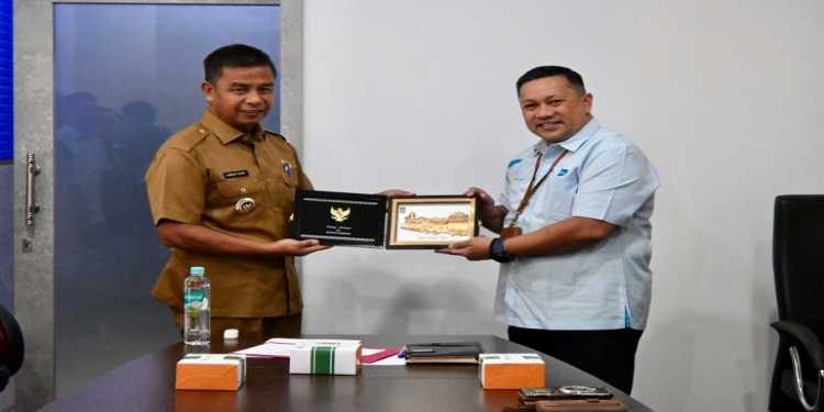 Terima Kunjungan PLN UP3 Bangkinang, Bupati Kampar Ahmad Yuzar
