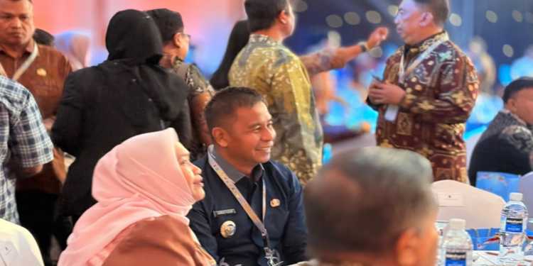 Bupati Kampar Hadiri Apresiasi Pemerintah Daerah Berprestasi Tahun 2026 Regional Sumatra di Batam