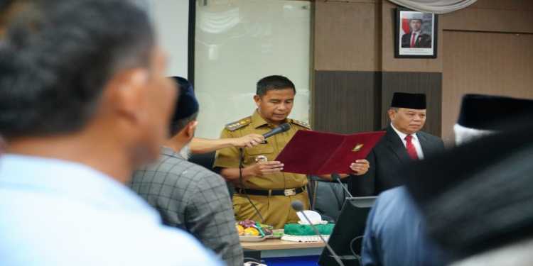 Bupati Kampar Buka Seminar Internasional Konstruksi Kurikulum Berbasis Kearifan Lokal