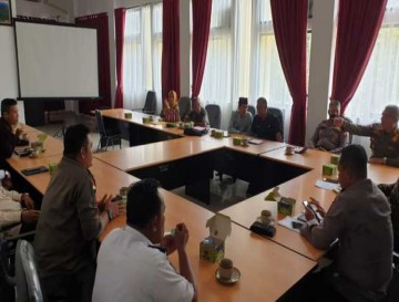 Antisipasi Kemacetan Pasar Ramadhan Di Pasar  Ramadhan Pemda Kampar Lakukan Rapat Konsolidasi