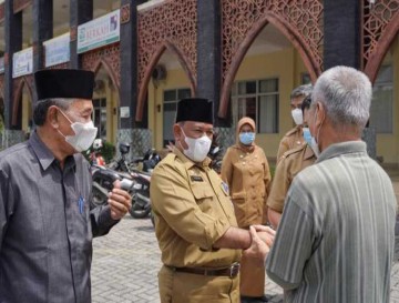 Percepatan Vaksinasi, Sekda Tinjau Vaksinasi Terhadap Lansia