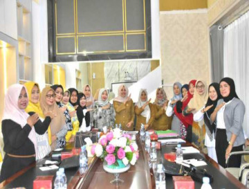 Pj Ketua TP-PKK Pimpin Rapat rangka memperingati hari ibu ke-95 tingkat Kabupaten Kampar tahun 2023