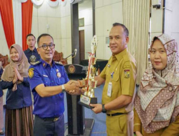 Launching Aplikasi Srikandi, Diskominfo Kampar Raih Penghargaan Terbaik Pertama Terkait Kearsipan