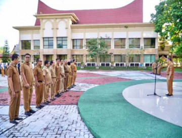 Pj Sekda Kampar Tegaskan, 7 Hari Berturut-turut Tidak Hadir, THL Bisa Diputuskan Kontrak Kerja