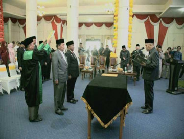 Perdana Pj Bupati Kampar Lantik Pejabat Eselon II di Lingkungan Pemda Kampar