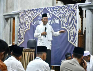 Pj Bupati Kampar Hadiri Tabligh Akbar Bersama Juara Penghafal Al Quran 30 Juz Tingkat Nasional