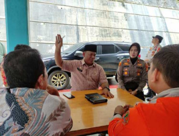 Tinjau PLTA Koto Panjang, Plh Sekda Kampar Yusri Menghimbau Agar Masyarakat Selalu Berhati-Hati