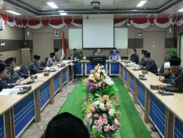 Pemkab Kampar Fasilitasi Rapat Terkait Permasalahan antar Ninik Mamak Kenegerian Airtiris