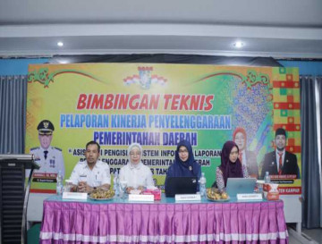 Buka Bimtek Pelaporan SI-LPPD, Pj Sekda Kampar Ramlah  : Berbasis Data Yang Akurat, Wujudkan