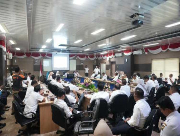 Jelang Akhir Tahun, Pj Bupati Kampar Hambali Pimpin Langsung Rapat Realiasi Fisik dan Keuangan