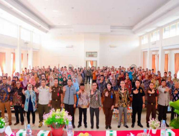 Asisten III Setda Kampar Ir.Azwan M.si buka  Sosialisasi Pencegahan Pungli, gratifikasi dan KKN