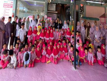 Kementerian PPPA RI Lakukan Audit Lapangan Standarisasi SRA Pada Paud Terpadu Mutiara Bunda.