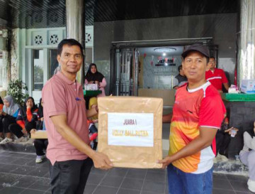 Puncak Kemeriahkan HUT RI ke-79, Eks Perkantoran Bupati Lama Gelar Senam Sehat