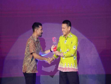 Raih Cakaplah Awards 2024 Kategori Kepala Daerah Peduli Stunting, Hambali Bangga Kampar Berprestasi