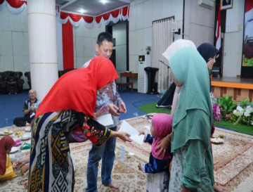 Pj. Bupati Kampar Bersama Pj. Ketua TP PKK Kab. Kampar Gelar Halal Bi Halal