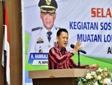 Pertama di Riau, Pj Bupati Kampar Hambali Resmi Launching Buku Kurikulum Muatan Lokal Kampar