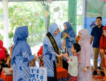 Seminar Parenting Day , Bunda Paud Kampar Ricana Djayanti Hambali: Bentuk Karakter Anak