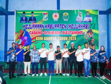 Kejurkab Bulutangkis 2024 Resmi di Buka,Sekda ,Iven ini PBSI Siap Lahirkan Atlit Berprestasi.