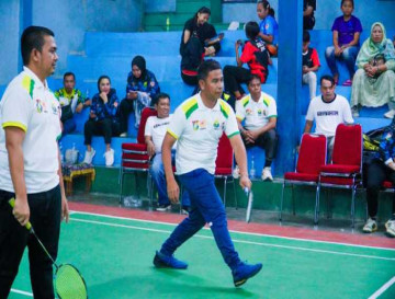 Resmi di Buka Pj Skda Kampar, Sebanyak 300 Atlit Bulu Tangkis Ikuti Kejurkab Bulutangkis.