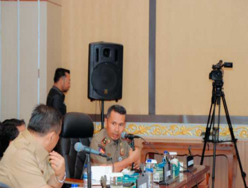 Wakili Pj Bupati Kampar, Kasatpol PP Arizon, SE Lakukan Rapat Teknis Bersama Gubernur Riau