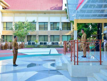 Pimpin Apel Gabungan, Bupati Kampar H. Ahmad Yuzar Ingatkan Tampilkan pelayanan yang Ramah