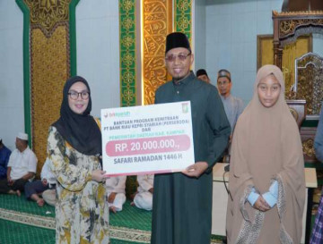 Wakil Bupati Kampar Misharti Safari Ramadhan Perdana di Masjid Al-Kautsar Bangkinang Kota