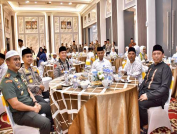 Safari Ramadhan di Kampar, Bupati Kampar Jamu Kapolda Riau Buka Bersama di Rumah Dinas.