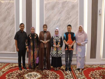 Sebelum Manggung, Pj Bupati Kampar Hambali Jamu Makan Malam Dewi KDI di Rumah Dinas