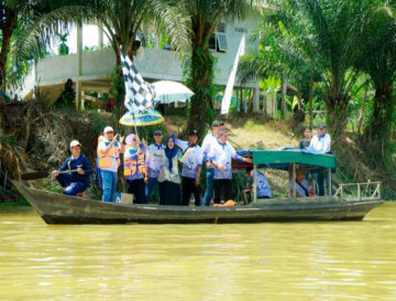 Wakil Bupati Kampar Buka Turnamen Pacu Sampan Sempena HUT Desa Tanjung Balam, Kecamatan Siak Hulu
