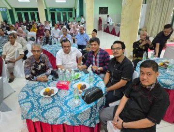 Ketua Komisi I dan Anggota DPRD Kampar Hadiri Halal Bi Halal dan Silaturahmi Persatuan