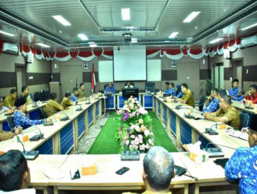 Plt. Asisten I Setda Kampar Pimpin Rapat Batas Desa dan Desa Persiapan