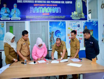 Lakukan Rapat Finalisasi, Kadis Kominfo dan Persandian Kampar Teken MoU Bersama Insan Pers Media