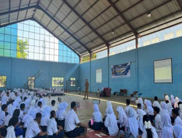 Diskominfo Kampar Bekali Siswa SMAN 1 Bangkinang Kota Bijak Bermedia Sosial dan Waspada Bahaya Gawai