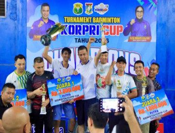 Tak Terkalahkan, Pasangan Ahmad Yuzar/Wahyu Juara Turnamen Badminton Korpri Cup 2026