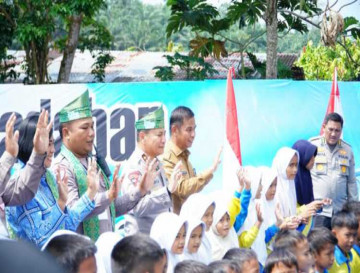 Bupati Kampar Bersama Kapolda Riau Ikuti Gladi Bersih Peresmian Jembatan Merah Putih Presisi