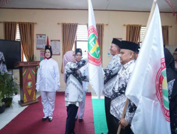 Pimpin Pelantikan PGRI Wakil Bupati Kampar Tekankan Sinergitas Mutu Pendidikan