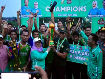 Wakil Bupati Kampar Tutup Turnamen Sepak Bola Gala Desa Kuok se-Kabupaten Kampar Tahun 2026