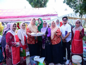 Digelar Oleh Pusdatin Puanri Kampar, Lomba Cipta Menu Tradisional Resmi di Buka Oleh Wabup Kampar.